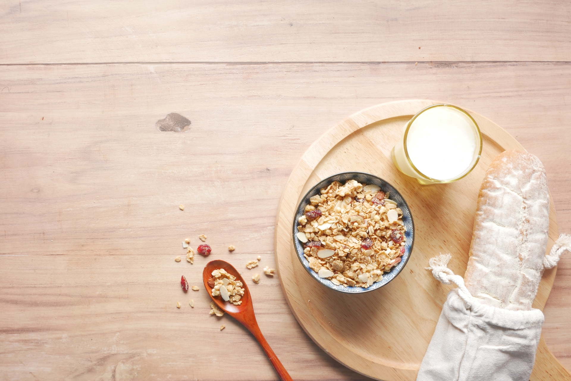Soft post oral surgery meal containing milk and oatmeal.